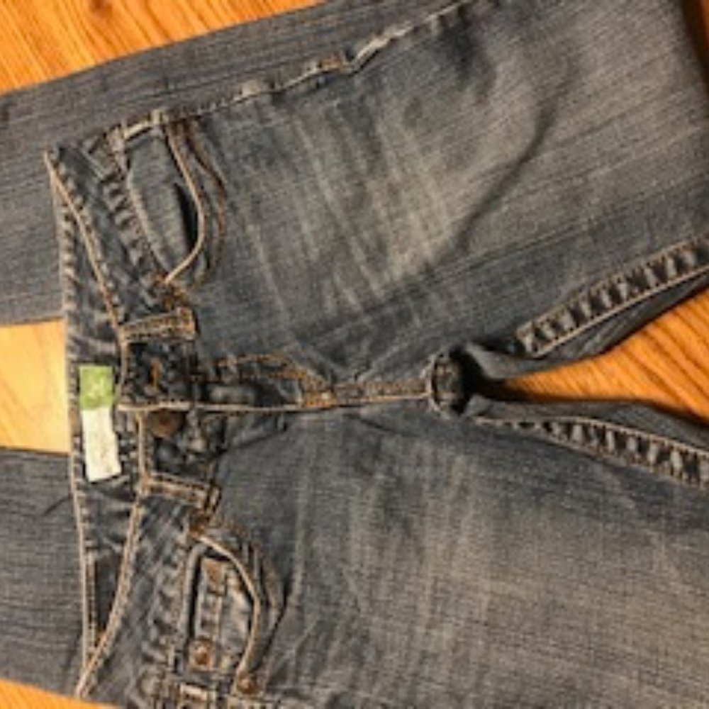 Aeropostale Bayla skinny jeans sz 1/2 short